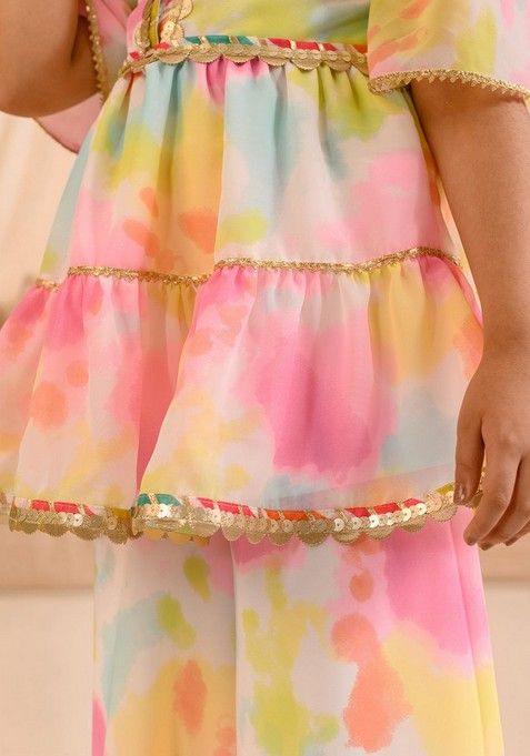 Multicolour