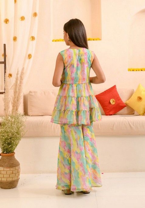 Multicolour