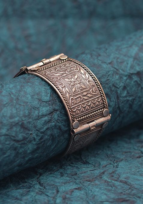 Silver Tone Textured Brass Bangle