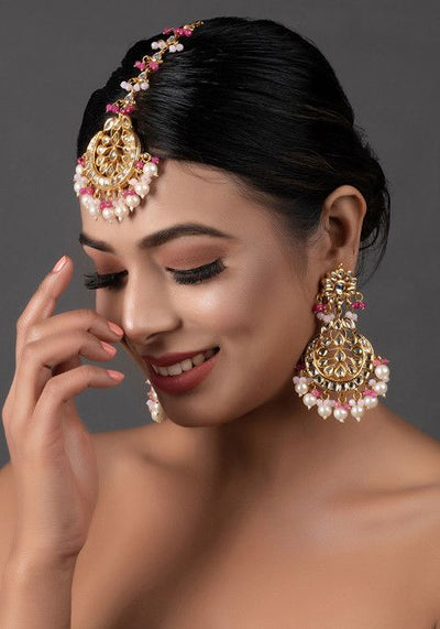 Pink Bead Pearl Kundan Handcrafted Maangtika With Earrings