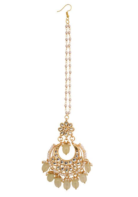 Cream Gold Tone Kundan Maangtika With Chandbali Earrings