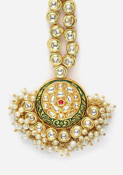 Green And Gold Kundan Pearl Maangtika