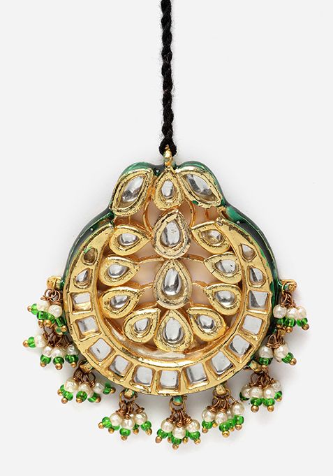 Gold And Green Pearl Kundan Maangtika