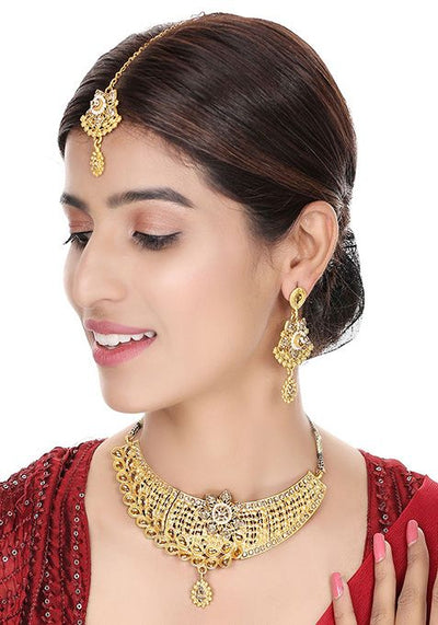 Gold Plated Artificial Stone And Bead Necklace Set With Maang Tikka