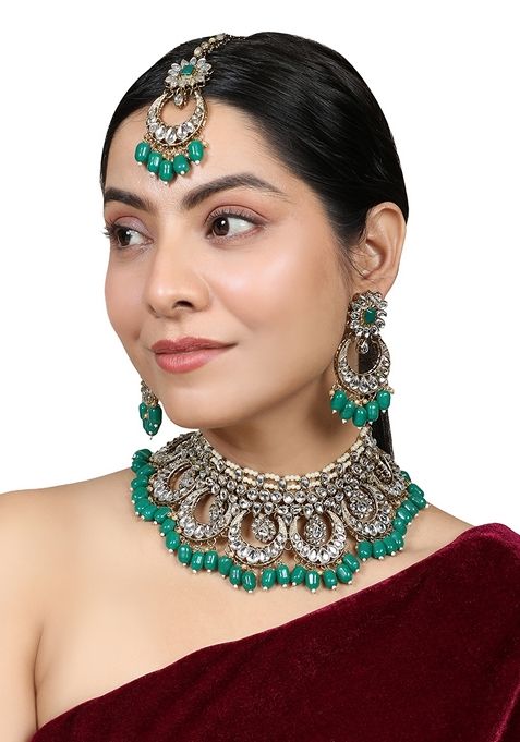 Green Cubic Zirconia Necklace Set With Maang Tikka