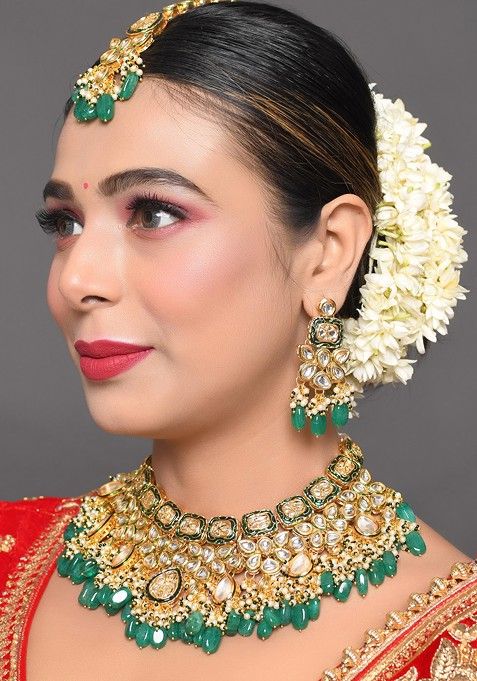 Green Gold Tone Kundan Enameled Necklace And Earrings Set With Maangtikka
