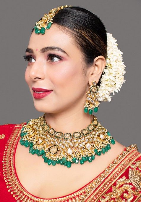 Green Gold Tone Kundan Enameled Necklace And Earrings Set With Maangtikka