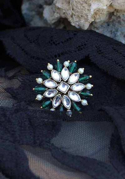 Green Pearl Twirl Pine Ring